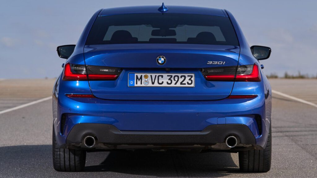 BMW 3 Series Sedan (2022)