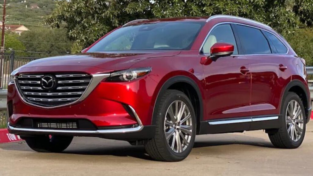 Value-Packed Compact SUV: The 2023 Mazda CX-9