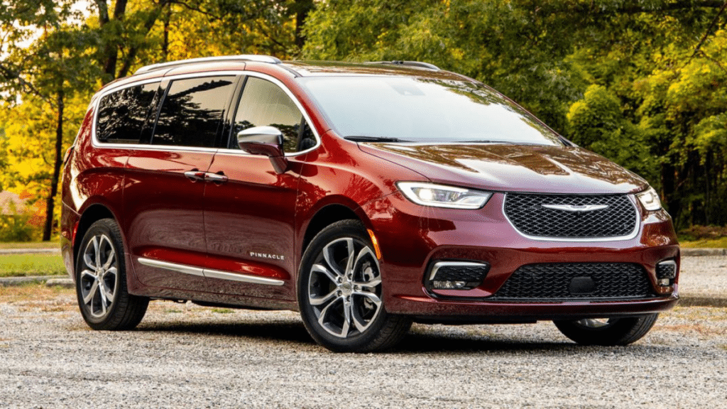Chrysler Pacifica: 2023 Review