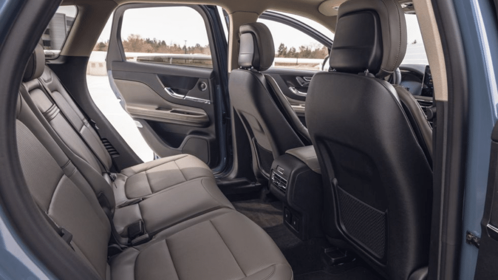 Lincoln Corsair-2023: Plug-in luxury SUV