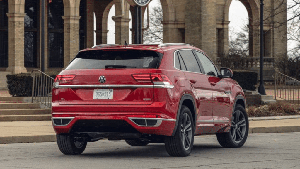 Volkswagen Atlas Cross Sport:2023- review