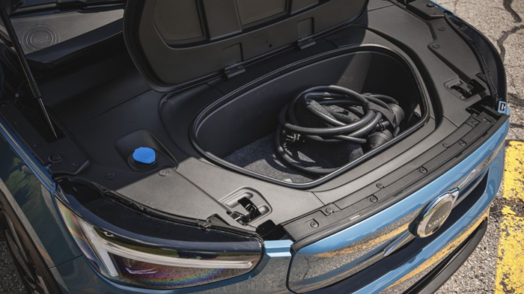 Volvo C40 Recharge 2023: A Sleek Electric SUV With Poor Range