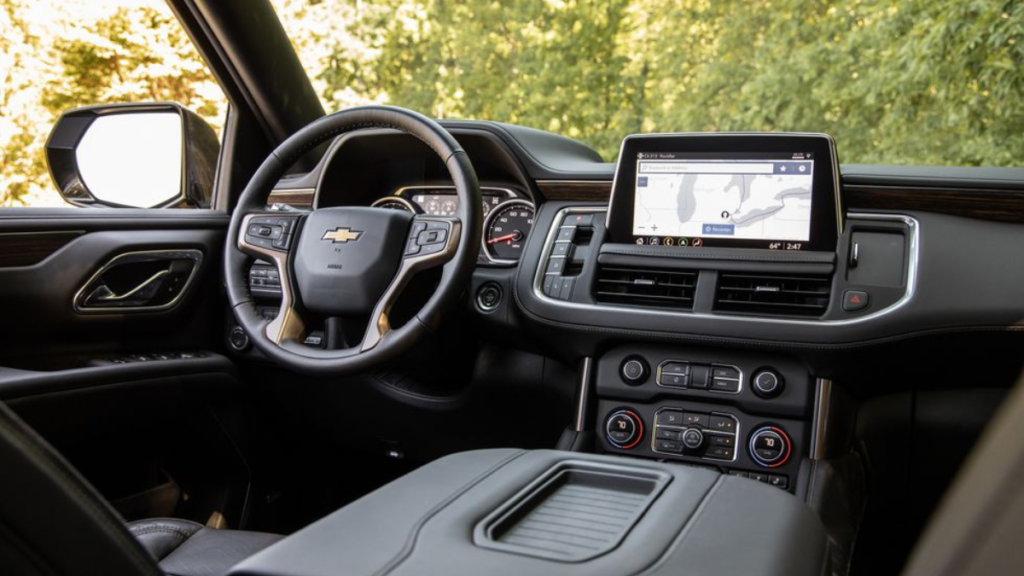 Chevrolet Suburban 2023:review