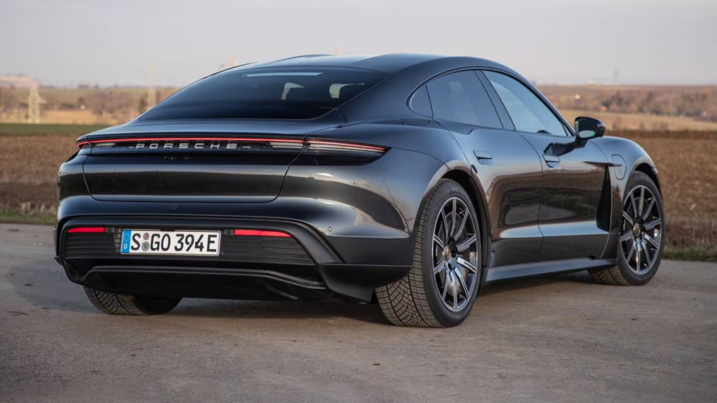 Porsche Taycan-2023:Review